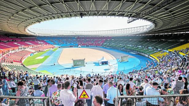 Der Ernst-Happel-Stadion könnte nicht nur den Zeugen Jehovas (Bild) zur Verfügung stehen, sondern zum Olympiastadion werden.