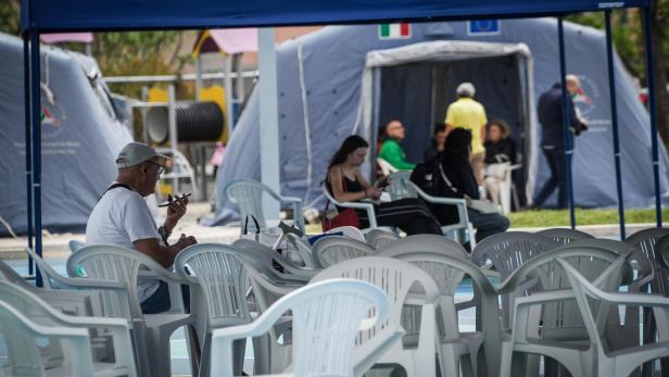 Bevölkerung in Angst: Erneut Erdbeben bei Neapels Supervulkan