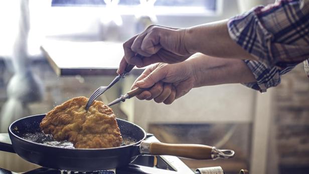 Frittieren eines Schnitzels führte in St. Wolfgang zu Hausbrand.