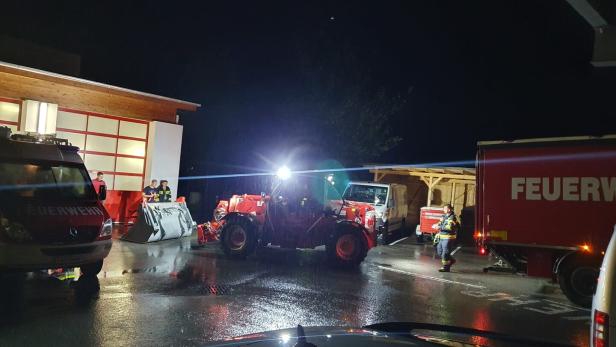 Überschwemmungen, entwurzelte Bäume: Unwetter in Kärnten und der Steiermark