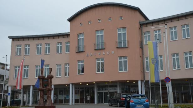 Hausdurchsuchung in Schwechater Rathaus