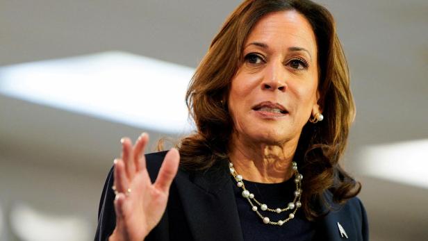 FILE PHOTO: U.S. Vice President and Democratic presidential candidate Kamala Harris makes a campaign stop in Wayne, Michigan