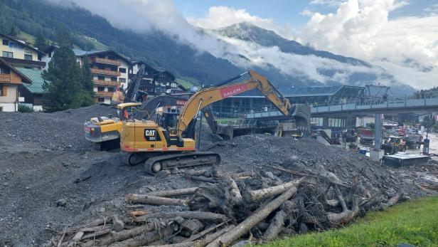 Aufräumen am Arlberg: "Die Dimensionen sind gewaltig"