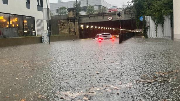 Regenrekord in Wien brachte Menschen in Lebensgefahr