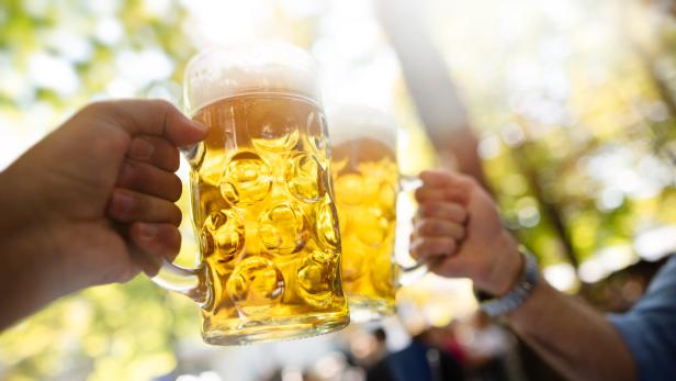 Finally BEER!! Biergarten (Symbolbild)