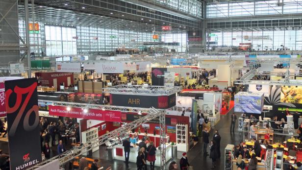 4800 Aussteller aus 50 Ländern trafen sich Anfang der Woche auf der &quot;ProWein&quot; in Düsseldorf. Die 350 österreichischen Aussteller präsentierten ihre edlen Tropfen auf der Gruppenausstellung der Außenwirtschaft Austria.