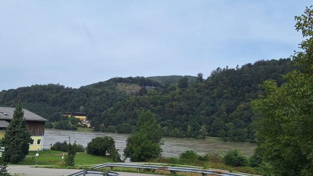 An dieser Stelle soll Mega-Materialseilbahn die Donau für den Steintransport queren