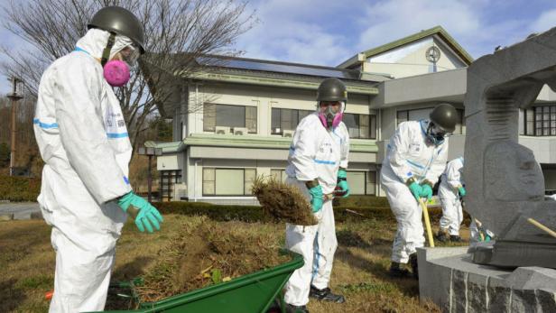 In Fukushima startet das Saubermachen