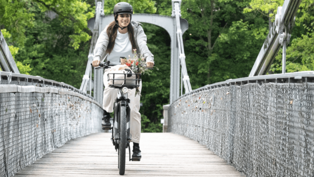 Ein E-Bike für die ganze Familie: Was das neue Flyer Gotour EL alles schleppt