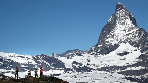 Zermatt denkt über Gebühr für Tagestouristen nach