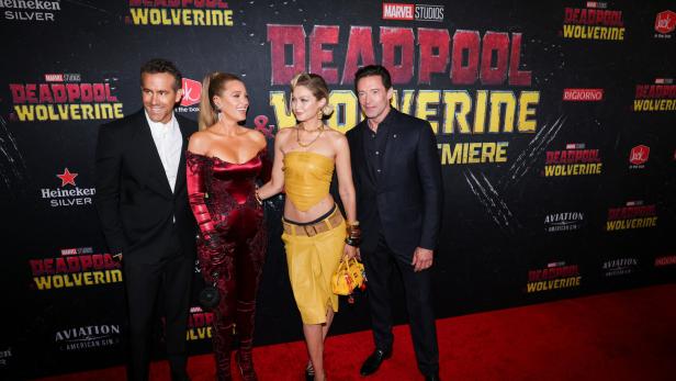 Ryan Reynolds, Blake Lively, Gigi Hadid und Hugh Jackman bei der Premiere von „Deadpool & Wolverine“.