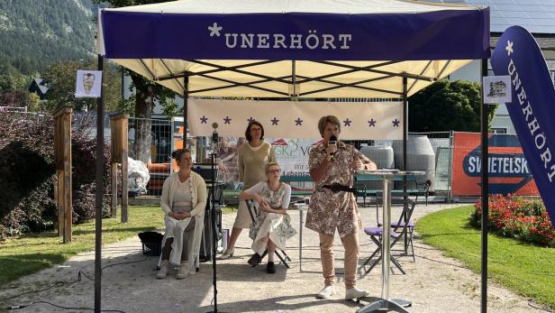 Das Grazer Theater im Bahnhof machte in Altaussee Live-Radio zum Thema „Arisierung“