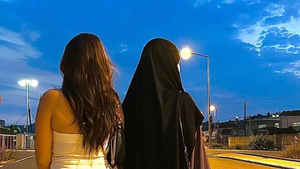 18-jährige Muslima erklärt: Warum sie freiwillig einen Schleier trägt