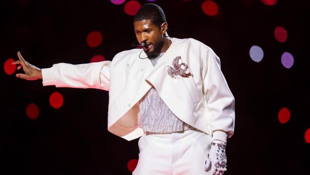 Usher beim Super Bowl