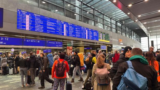 Nichts geht mehr: ÖBB schließt den Zugverkehr Richtung Westen und Süden