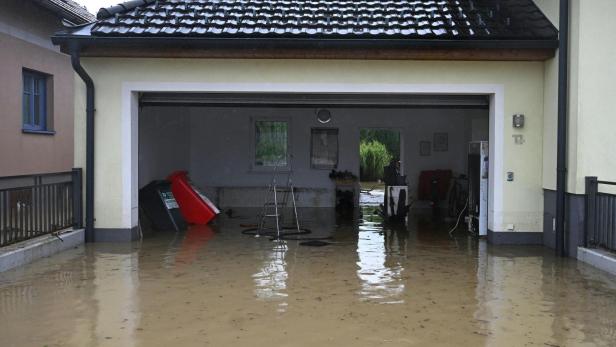 UNWETTER - NIEDERÖSTERREICH WURDE ZU KATASTROPHENGEBIET ERKLÄRT / BÖHEIMKIRCHEN