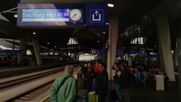 Zugverbindungen: Hier geht noch nix + Notprogramm auf Westbahnstrecke