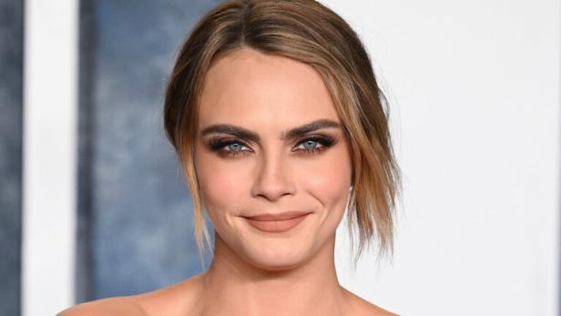 Cara Delevingne bei der Oscar-Party von Vanity Fair.