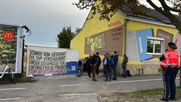 Ostumfahrung: Umweltaktivisten protestieren zum Baustart