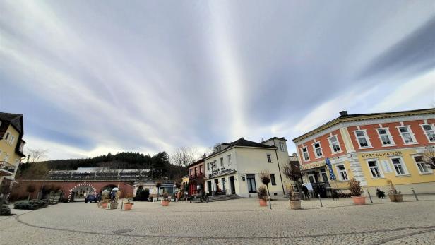 27-Jährige in Bad Sauerbrunn von zwei Männern überfallen und ausgeraubt