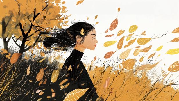 Eine Frau mit geschlossenen Augen steht inmitten fallender Herbstblätter.