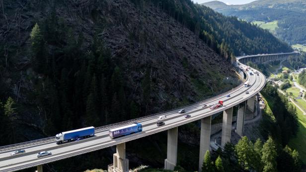Die Luegbrücke auf der Brennerautobahn A13 in Tirol.