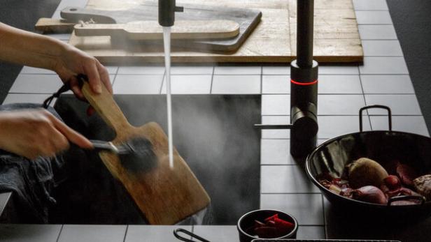 Kochendes Wasser aus dem Quooker-Wasserhahn.