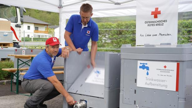 Nach Unwetter: Rotes Kreuz stellt Versorgung mit Trinkwasser sicher