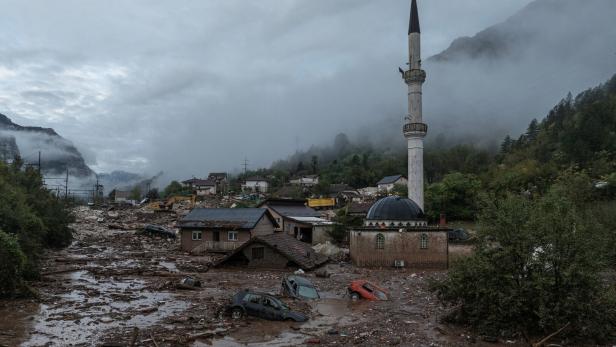 Nach Überschwemmungen in Bosnien-Herzegowina Dutzende vermisst