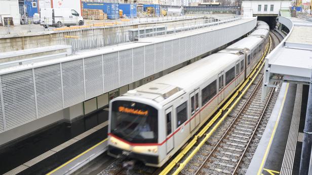 Wieder Baustelle bei der U4: Fahrgäste müssen mit längeren Intervallen rechnen