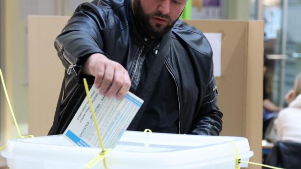 Bosnia and Herzegovina holds municipal elections