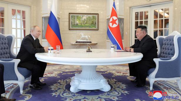 NKOREA-RUSSIA-DIPLOMACY