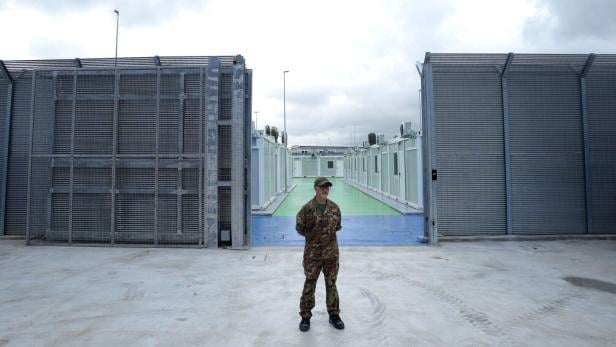 Asylzentrum in Albanien, verwaltet wird es von Italien