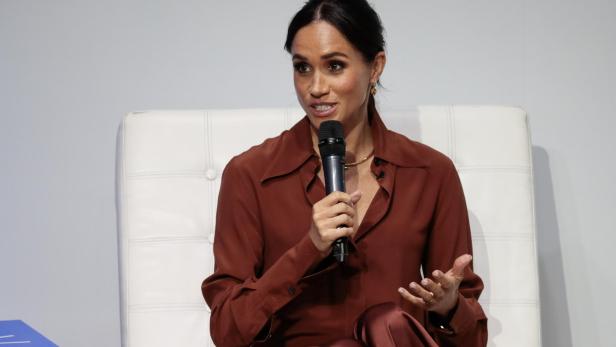 Duke and Duchess of Sussex begin first visit to Colombia with focus on cyberbullying and children