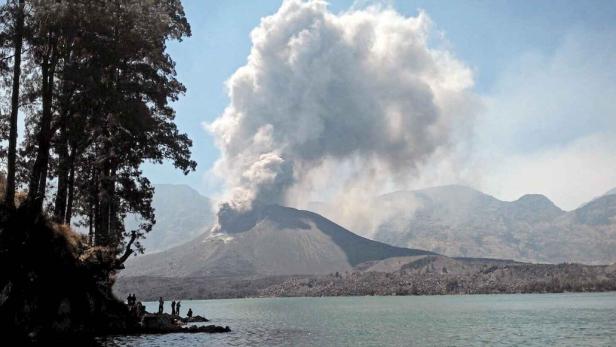 Vulkanausbruch auf Bali: Urlauber sitzen fest