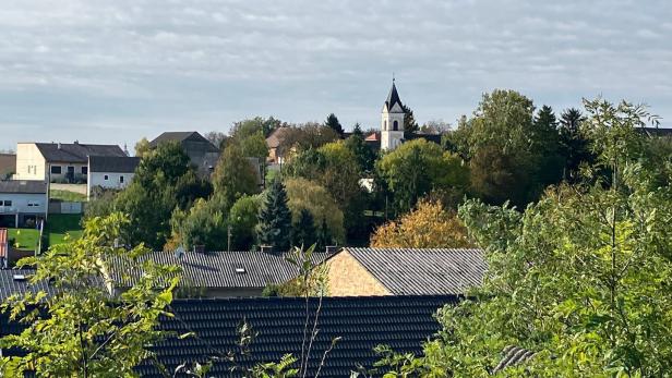 "Geben Sie auf!": Mörderjagd in einem 300-Seelen-Dorf