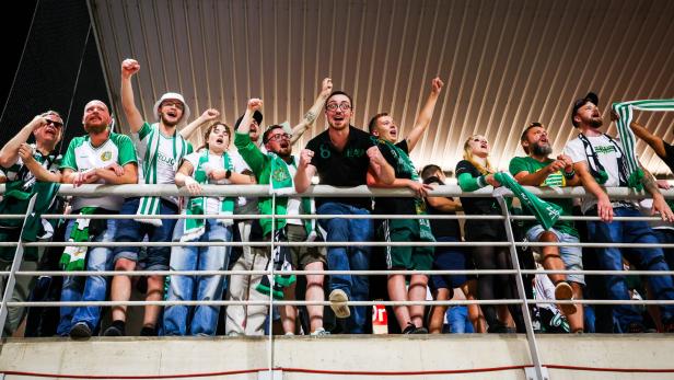 Fans der Frauen-Mannschaft von Hammarby (Symbolbild)