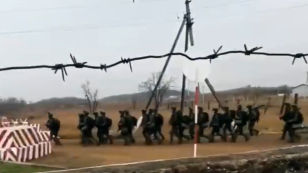 Video nordkoreanischer Soldaten in Russland