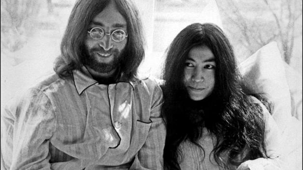 Police recovered stolen diaries and other items belonging to late Beatle John Lennon in Berlin