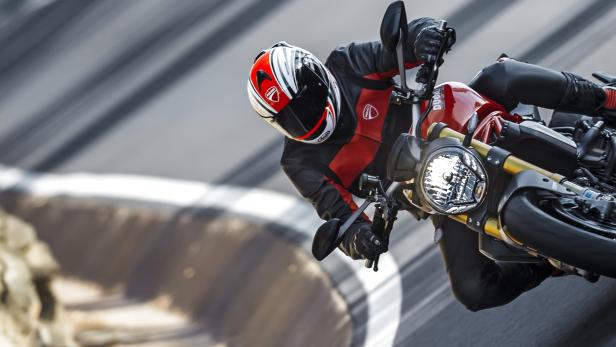 Ducati Monster 1200 S: Primadonna mit Power