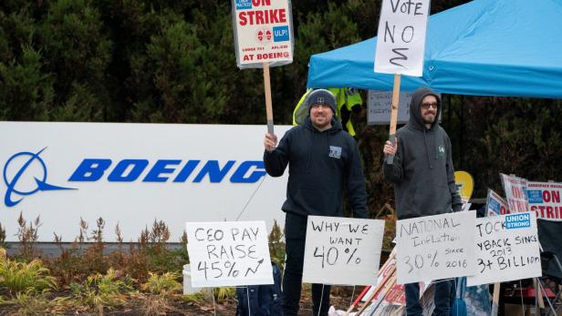 Beschäftigte wollen 40% mehr Lohn: Der Streik bei Boeing geht weiter