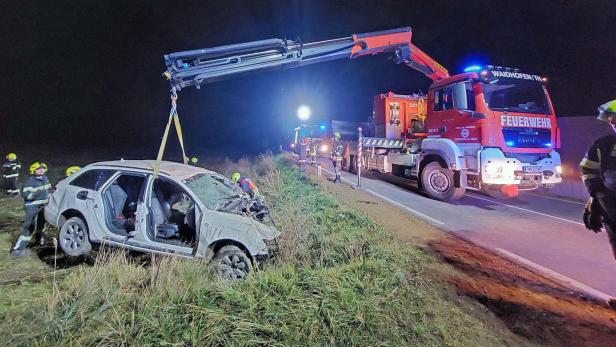 Pkw-Lenker starb bei Verkehrsunfall im Waldviertel