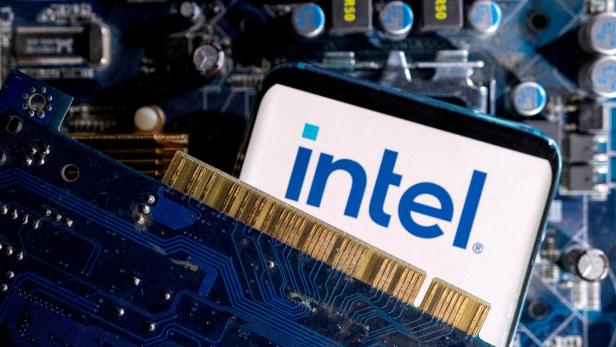 FILE PHOTO: Illustration shows Intel logo