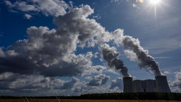 FILES-GERMANY-VOTE-BRANDENBURG-ENVIRONMENT-CLIMATE-POWER STATION