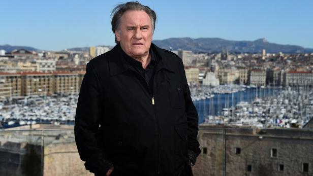 Sexuelle Übergriffe: Depardieu will Prozess verschieben