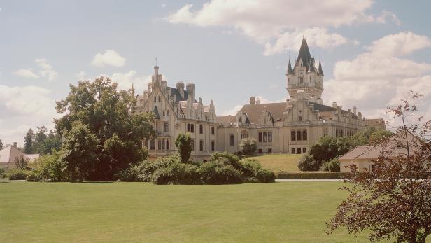 Die niederösterreichische Landeshauptfrau fühlt sich in Grafenegg an Hogwarts erinnert.