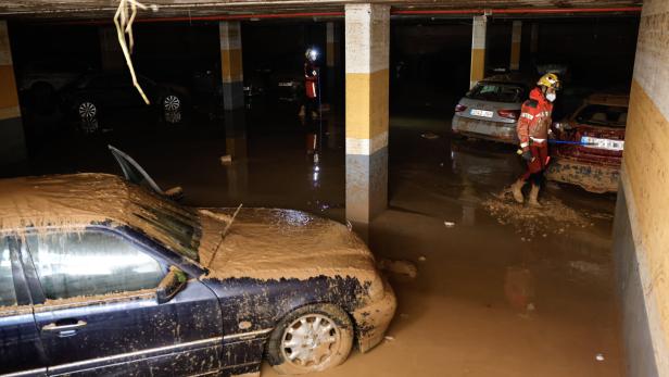 Tiefgaragen wurden nach dem verheerenden Hochwasser in der spanischen Region Valencia zur Todesfalle