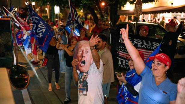 Jubelfeiern in Miamis Stadtteil Little Havana: Zentrum der traditionell pro-republikanischen Latinos