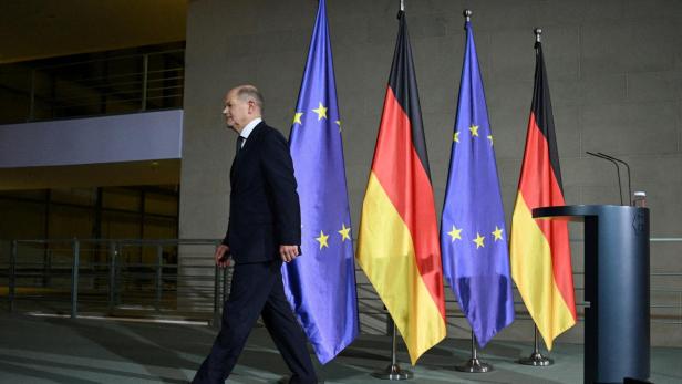 German Chancellor Scholz attends media briefing after sacking Finance Minister Lindner, in Berlin