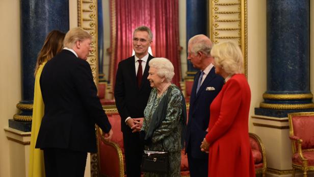 Trump traf die Queen 2019 bei Staatsbesuch in London